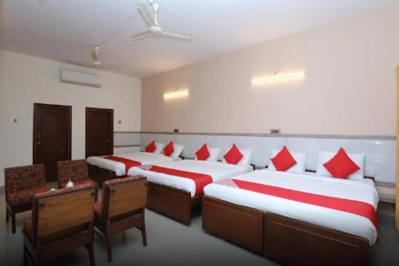 Kaveri Hotel Bed & Breakfast Мисор Екстериор снимка