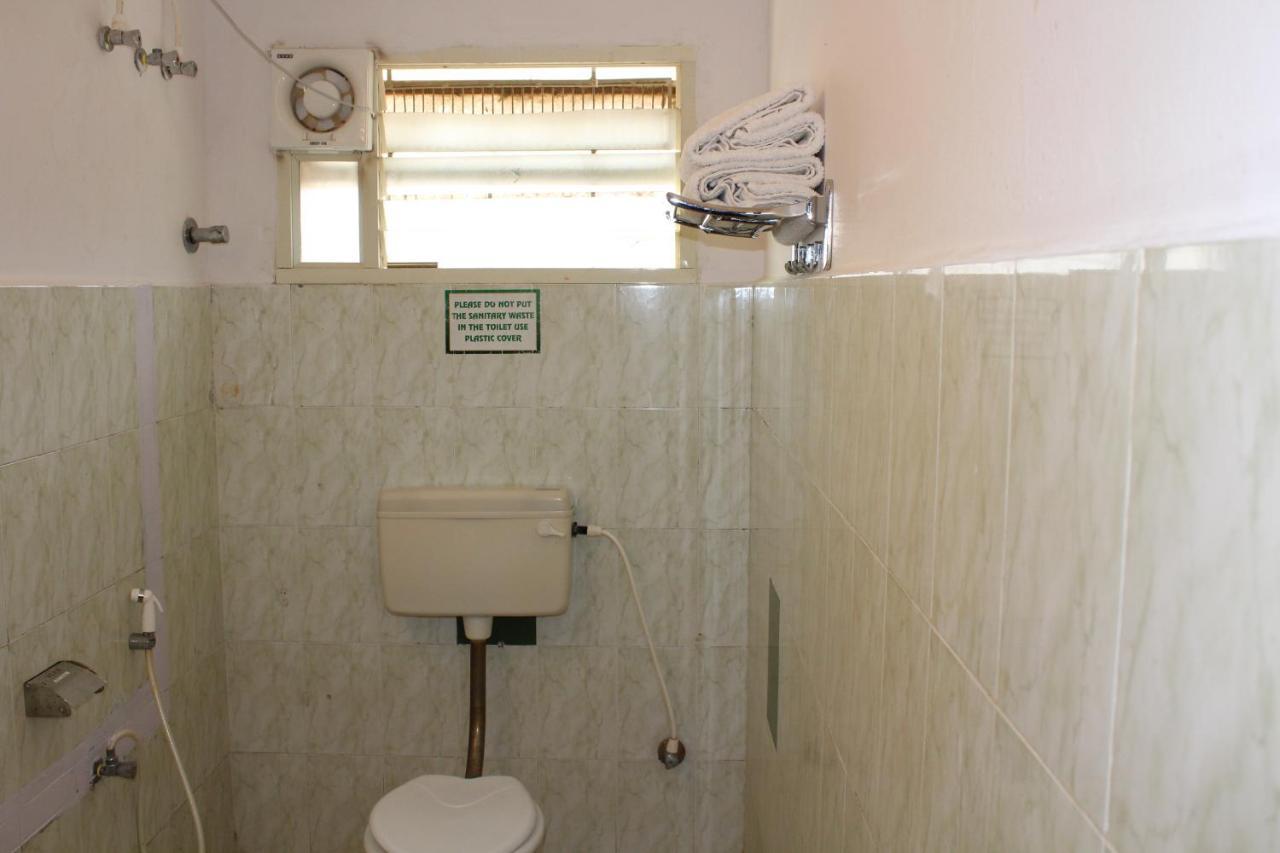 Kaveri Hotel Bed & Breakfast Мисор Екстериор снимка