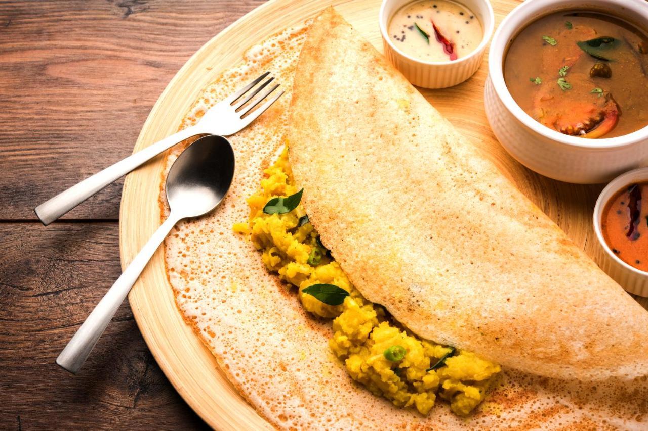 Kaveri Hotel Bed & Breakfast Мисор Екстериор снимка