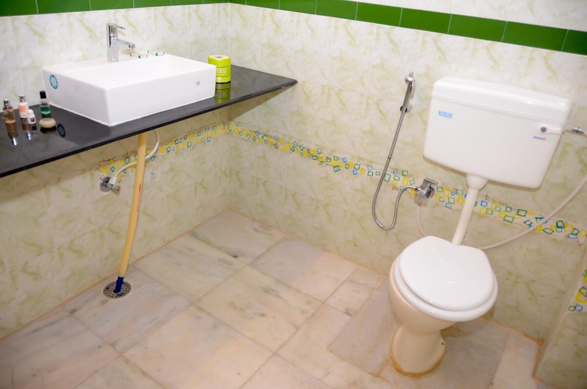 Kaveri Hotel Bed & Breakfast Мисор Екстериор снимка